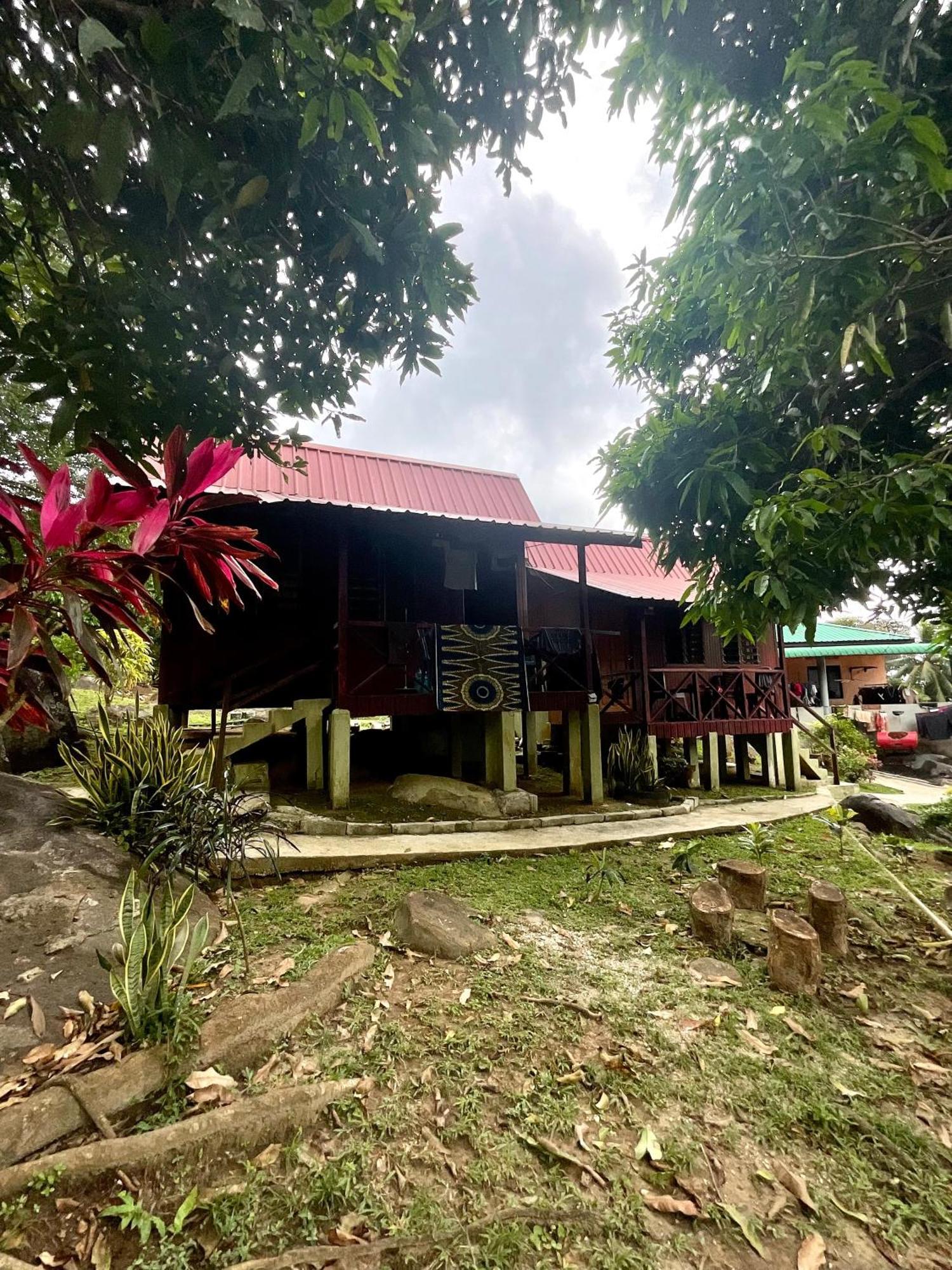 Abc Chalet Tioman Kampong Ayer Batang Exteriér fotografie